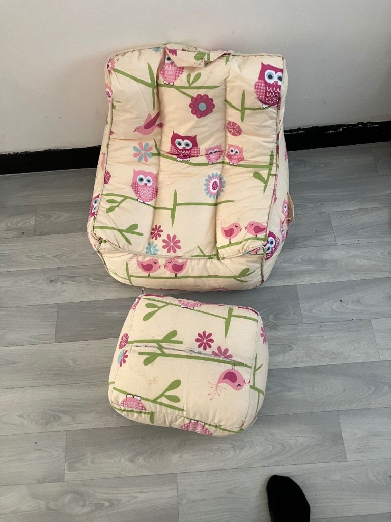 Childrens sofa/chair