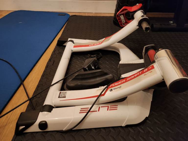 image for Elite Qubo Indoor Bike Trainer