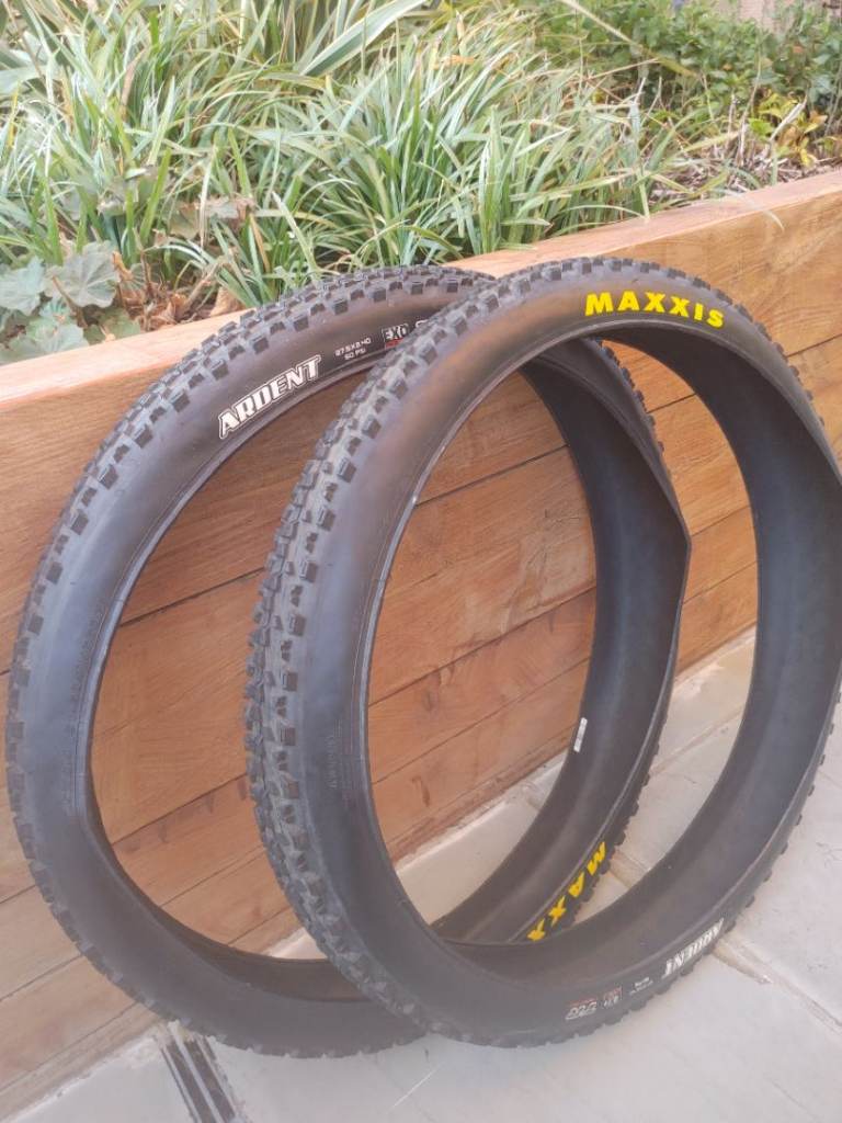 Maxxis 27.5 x 2.4 mtb pair