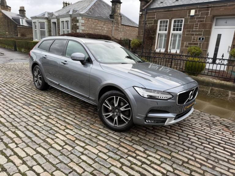 2018 Volvo V90 Cross Country 2.0 D4 Pro Estate 5dr Diesel Auto AWD Euro 6 (s/s) (190 ps) Estate D...