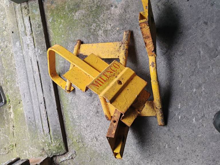 Milenco caravan wheel lock