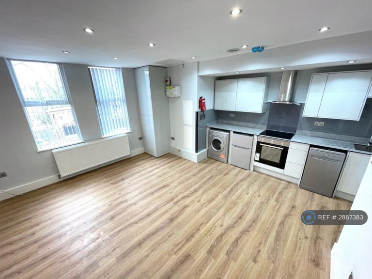 1 bedroom flat in Stanmore Road, Birmingham, B16 (1 bed) (#2887383)