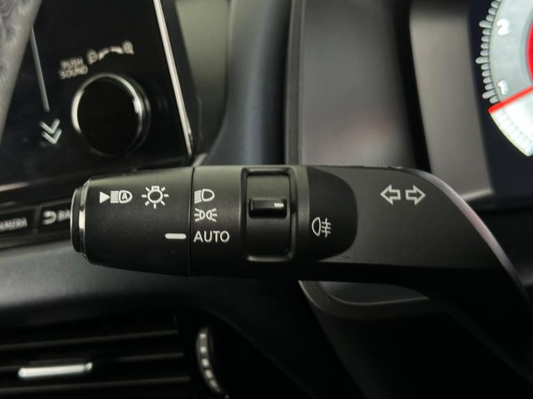 2021 Nissan Qashqai 1.3 DIG-T MHEV Tekna XTRON Euro 6 (s/s) 5dr HATCHBACK Petrol/Electric Hybrid ...