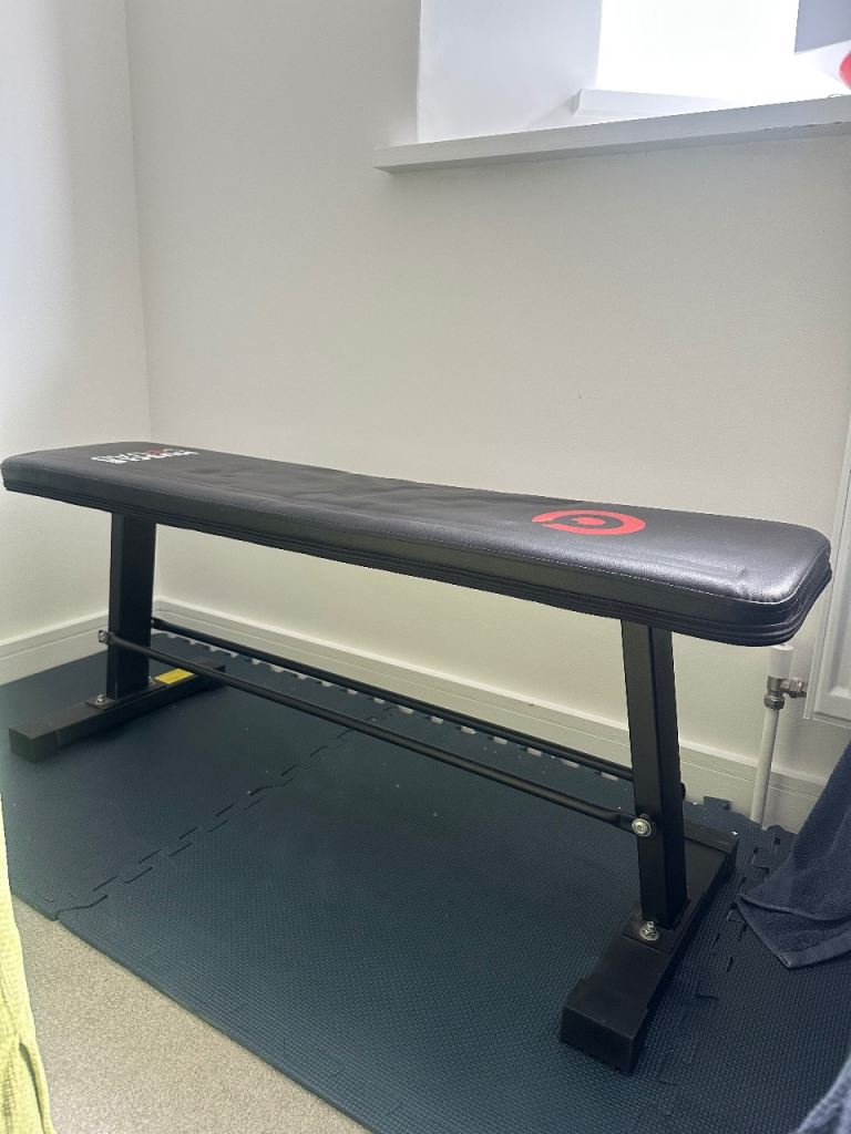 MUSCLE SQUAD Weight Bench – Black, Good Condition