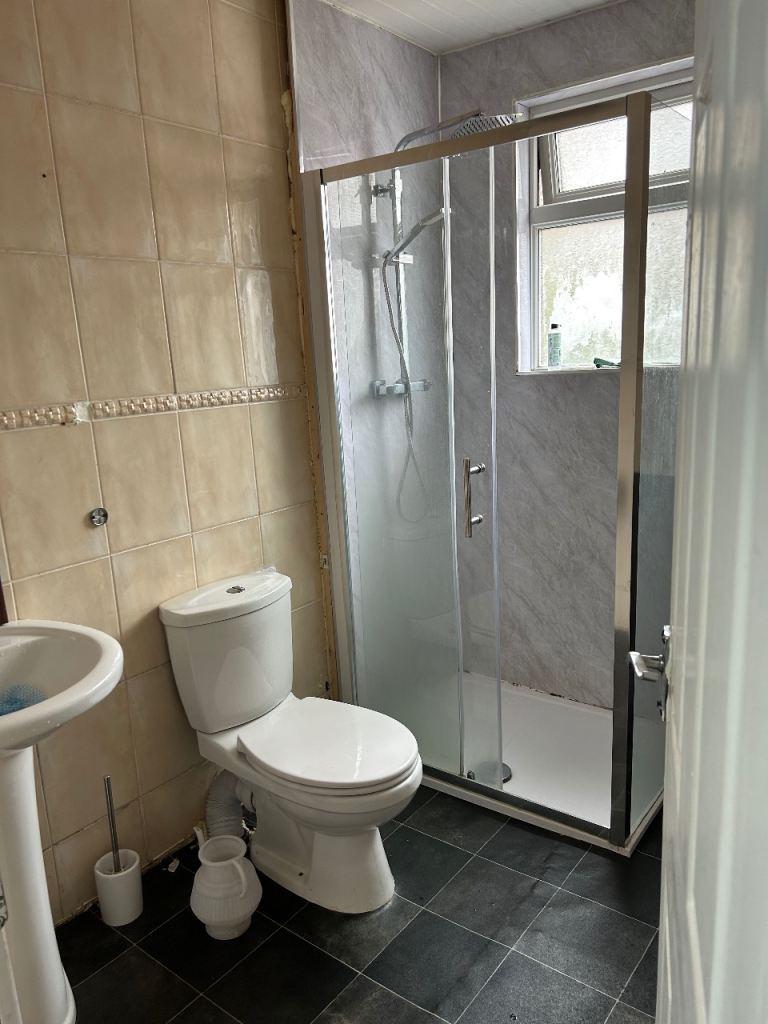 Double room for rent