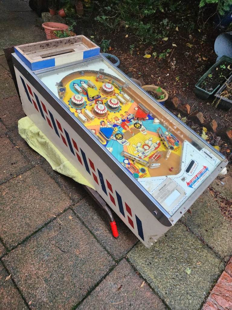 1964 Gottlieb BOWLING QUEEN pinball machine