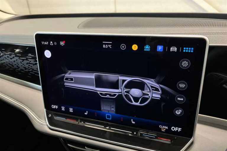 2025 Volkswagen Passat 1.5 eTSI Elegance 5dr DSG ESTATE PETROL Automatic