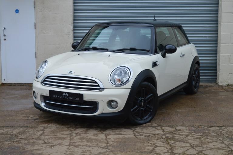 2013 MINI Hatch 1.6 Cooper 3dr HATCHBACK Petrol Manual