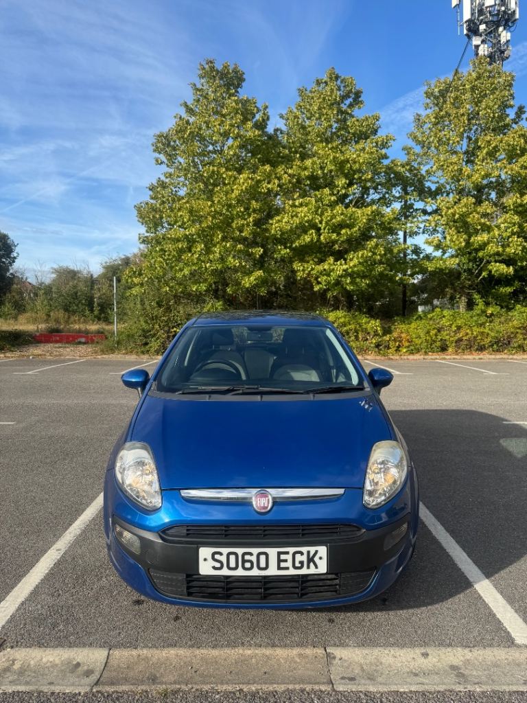2011 Fiat Punto Evo Dynamic Automatic Hatchback 5dr Petrol Dualogic Euro 5 Fully Loaded 