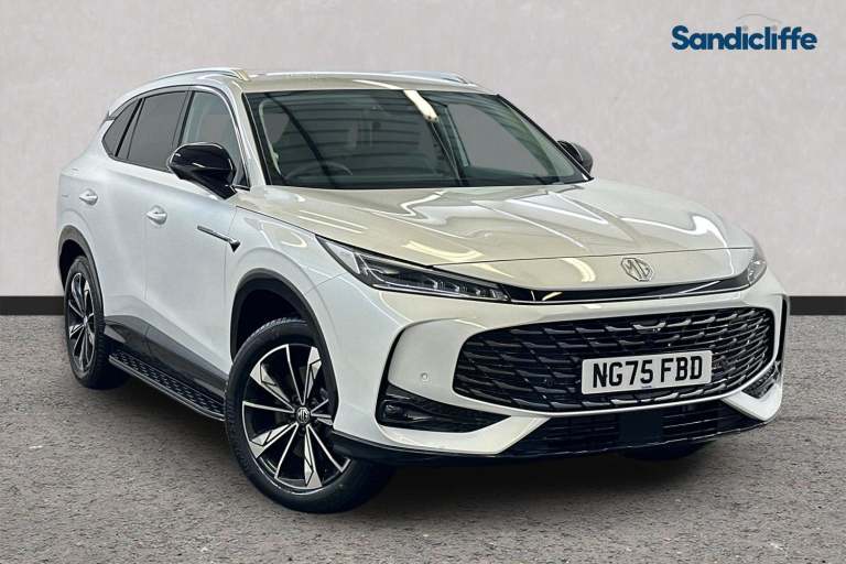 2025 MG MG HS 106289 Hatchback PETROL/ELECTRIC Automatic