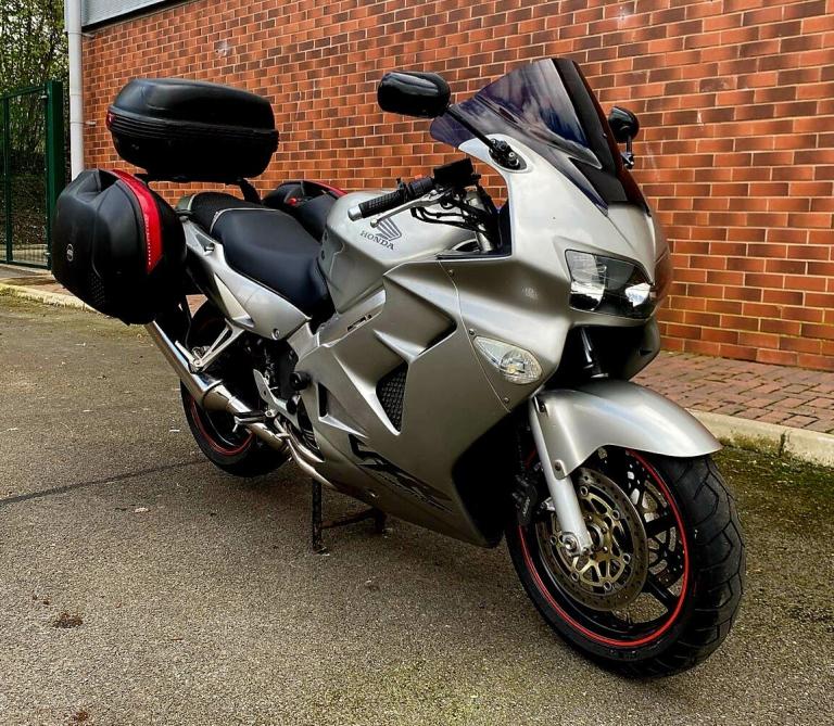 1997 HONDA VFR800F VFR800 Sports Tourer  Sports Tourer Petrol Manual