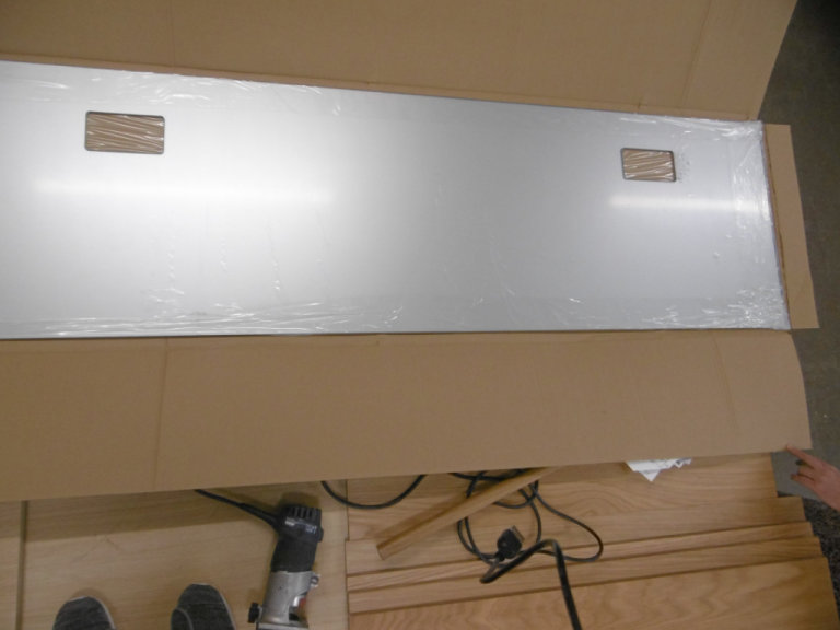 Glass Splashback in Metallic Silver