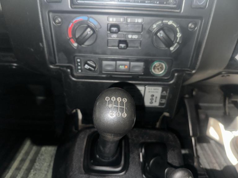 2016 Land Rover Defender Hi Capacity PickUp TDCi [2.2] PICK UP DIESEL Manual