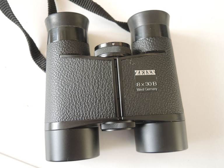 image for ZEISS BINOCULARS IN ORIGINAL CASE 