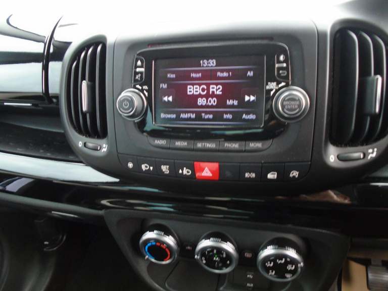 FIAT 500L 1.6 500l Trekking My15 1.6 Multijet 120hp Trekking 2016