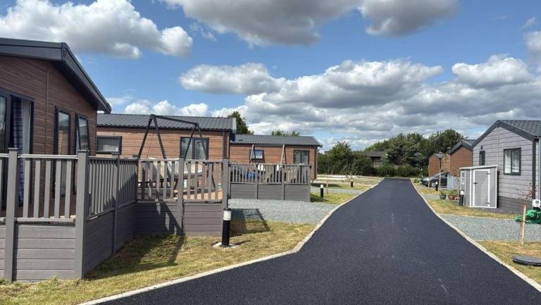 Oakwood Diamond Lodge New 2026 Model in Newton upon Derwent  - Lodge / Caravan 