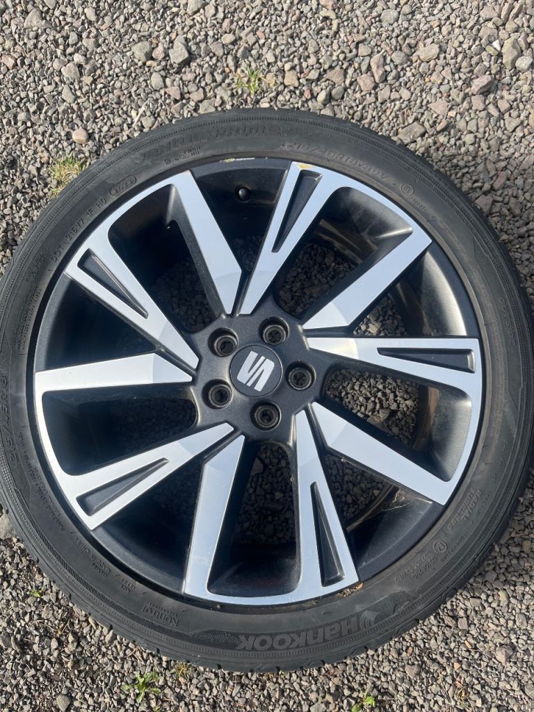 Seat Arona Alloy 18”