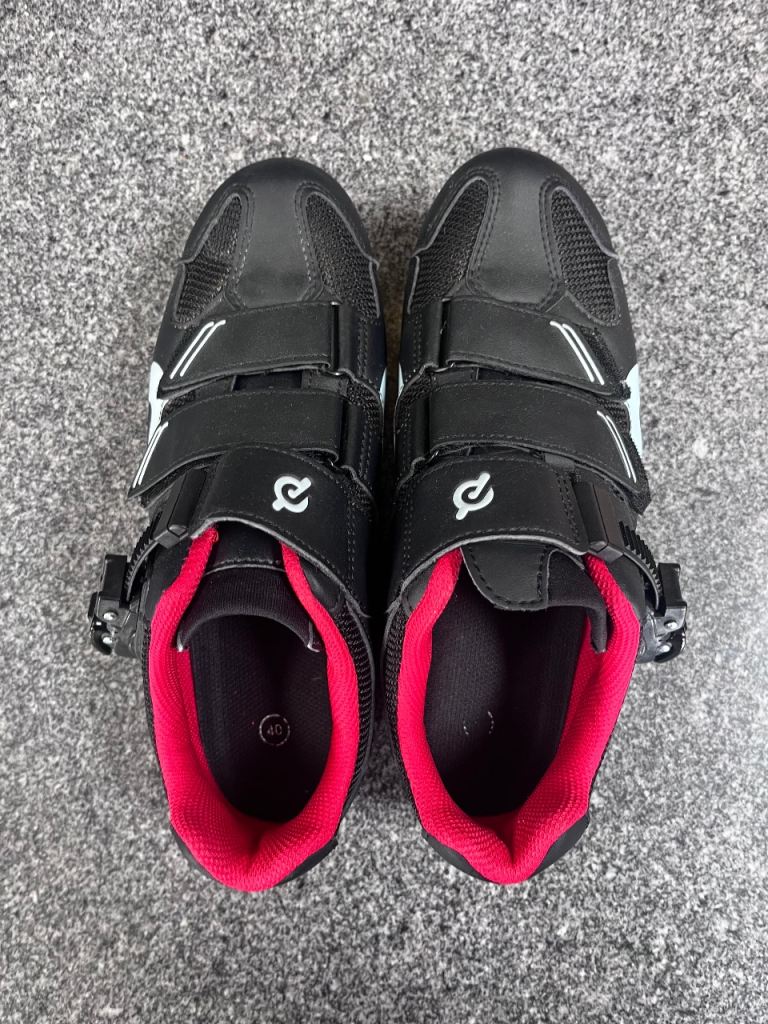Peloton shoes size 40 (UK6.5)