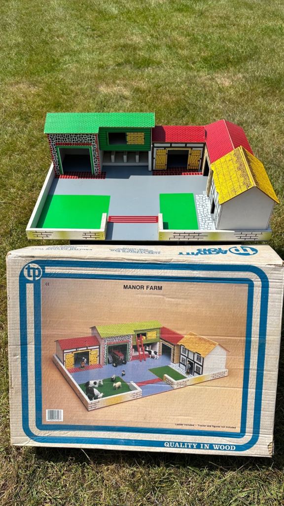 Wooden Farmyard Play Set with farm animals
