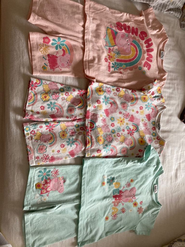3 x Peppa Pig t-shirts and shorts sets age 2-3