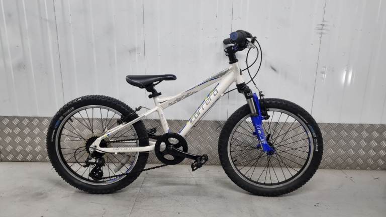 20 inch wheel kids Carrera £150, serviced too part exchange possible 