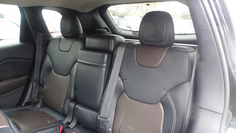 JEEP CHEROKEE 2.0 Cherokee 2.0 170hp Limited 4wd 9spd Auto Black Auto Diesel 201