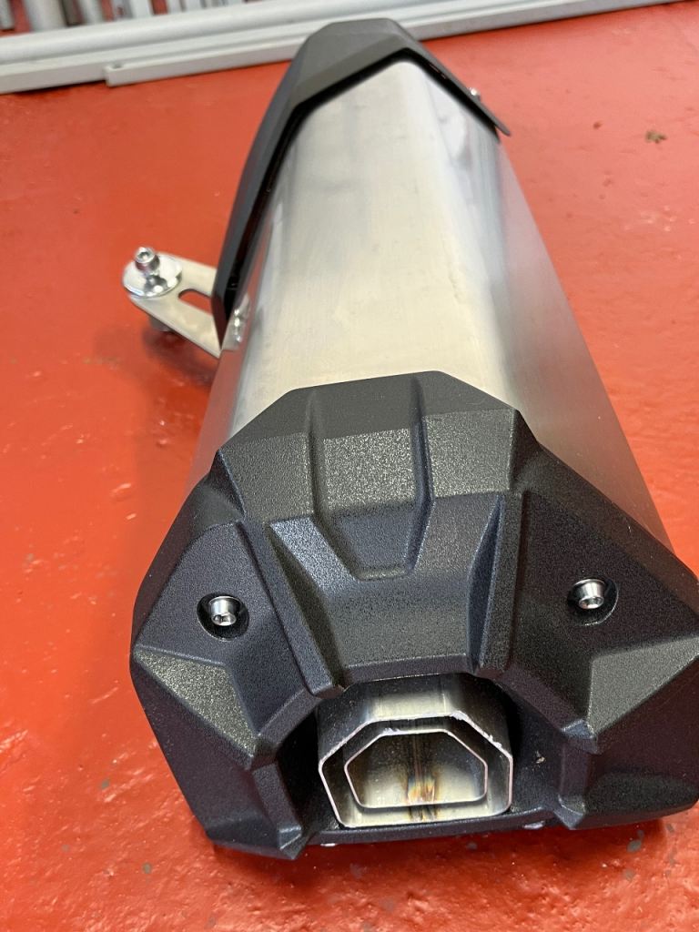 Exhaust silencer