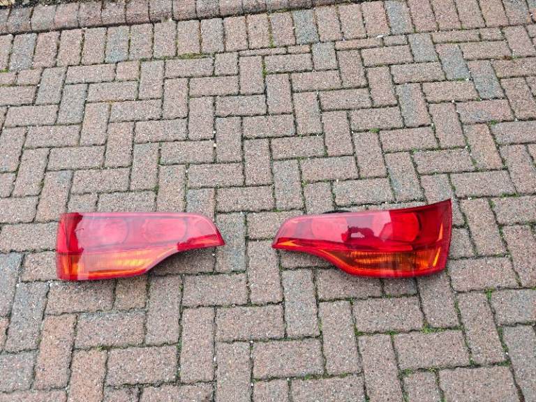 Audi Q7 Tail Lights