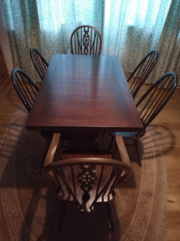 Ercol Extending  Dining Table and Chairs