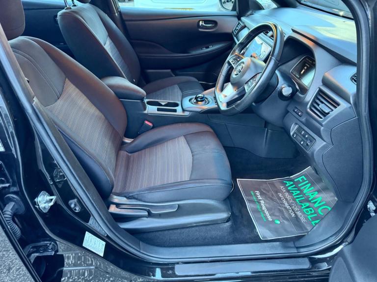  Nissan Leaf 40kWh Acenta Auto 5dr Electric Automatic