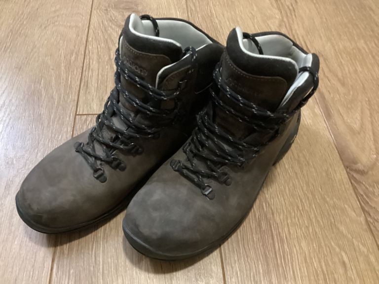 Anatom Q2 classic hiking boots size 10