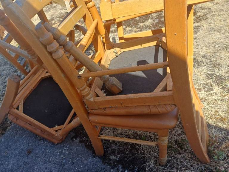 Free chairs 