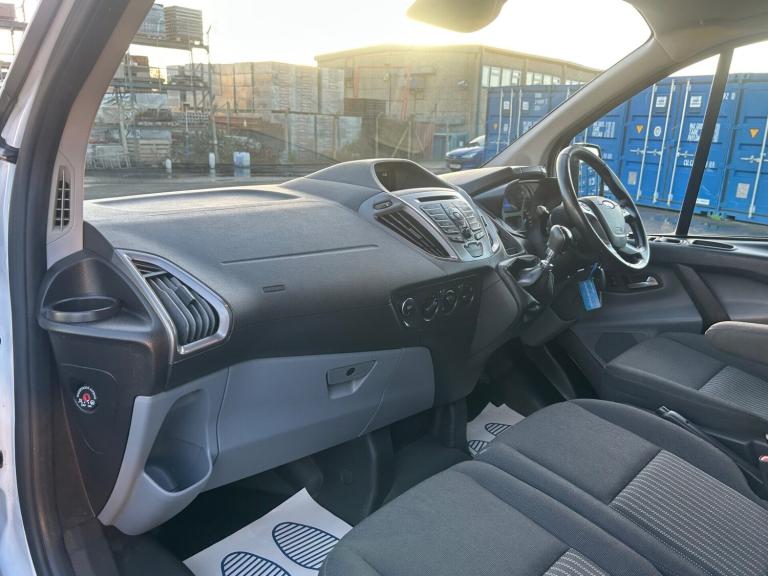 2017 Ford Transit Custom 310 TREND LR P/V 1 OWNER FROM NEW AIR CON REAR CAMERA Panel Van Diesel M...