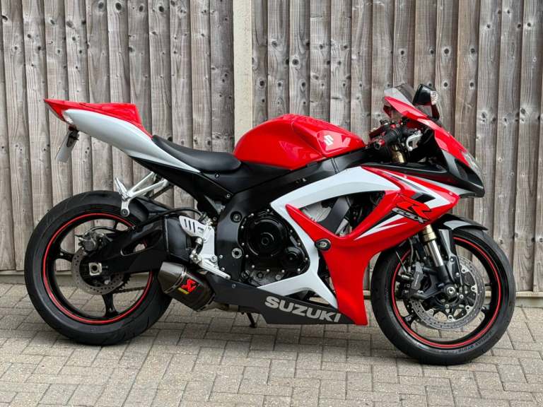 SUZUKI GSXR 600 K7 2007 (07) SUPER SPORT + AKRAPOVIC