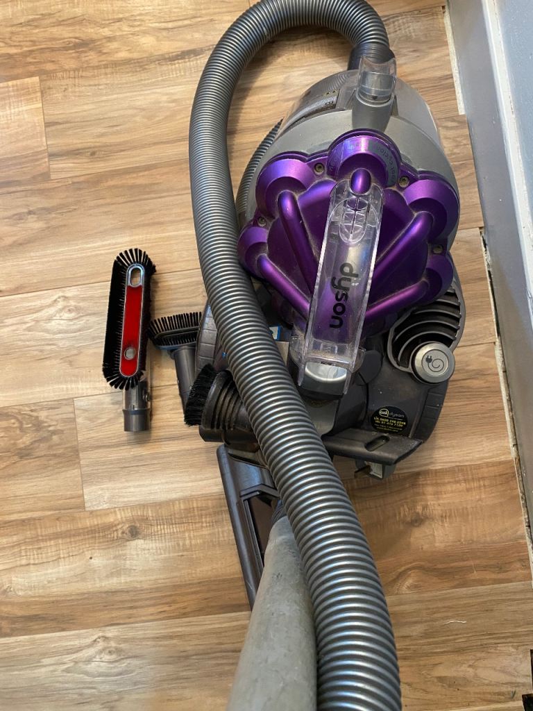 Dyson vacuum cleaner 