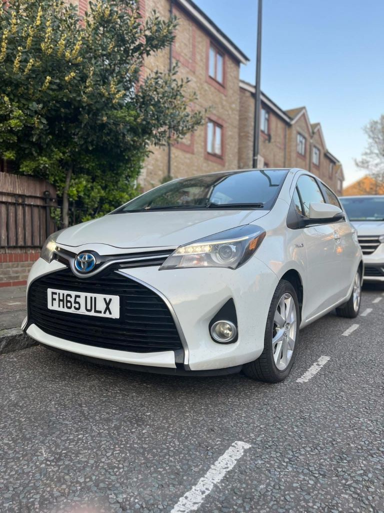 Toyota, YARIS, Hatchback