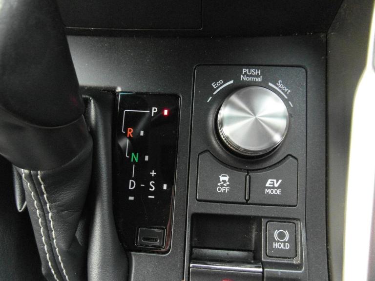 2018 Lexus NX 2.5 300h Luxury SUV 5dr Petrol Hybrid E-CVT 4WD Euro 6 (s/s) (197 ps) ESTATE Petrol...