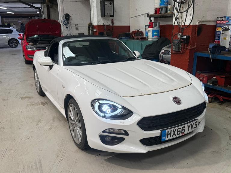 2016 Fiat 124 1.4 MultiAir Lusso Plus Convertible 2dr Petrol Euro 6 (140 ps)