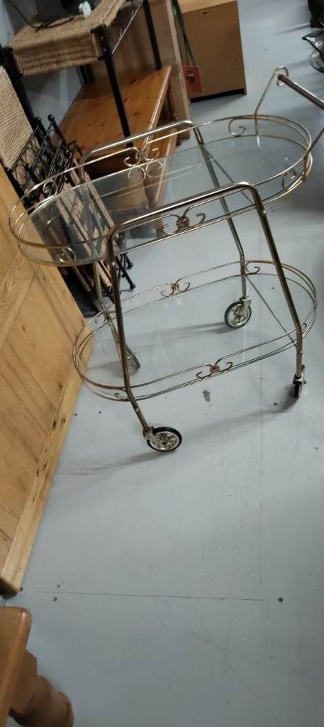 Retro serving trley 