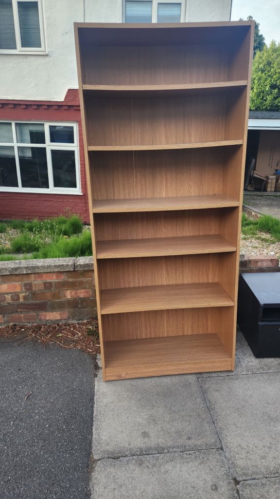 FREE Wooden Bookcase / Shelving Unit