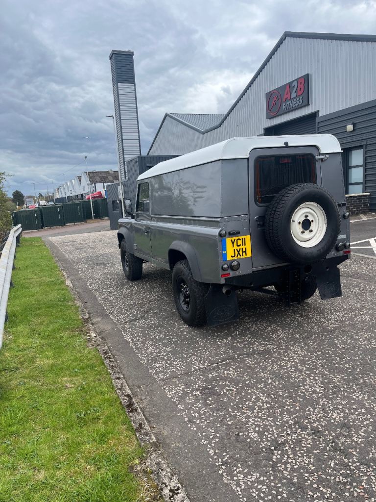 Land Rover, DEFENDER, Panel Van, 2011, Manual, 2401 (cc)