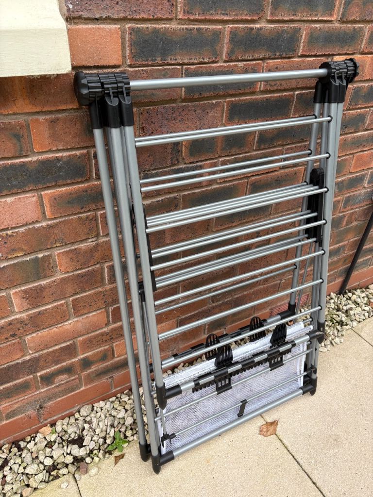 Clothes drying rack as new