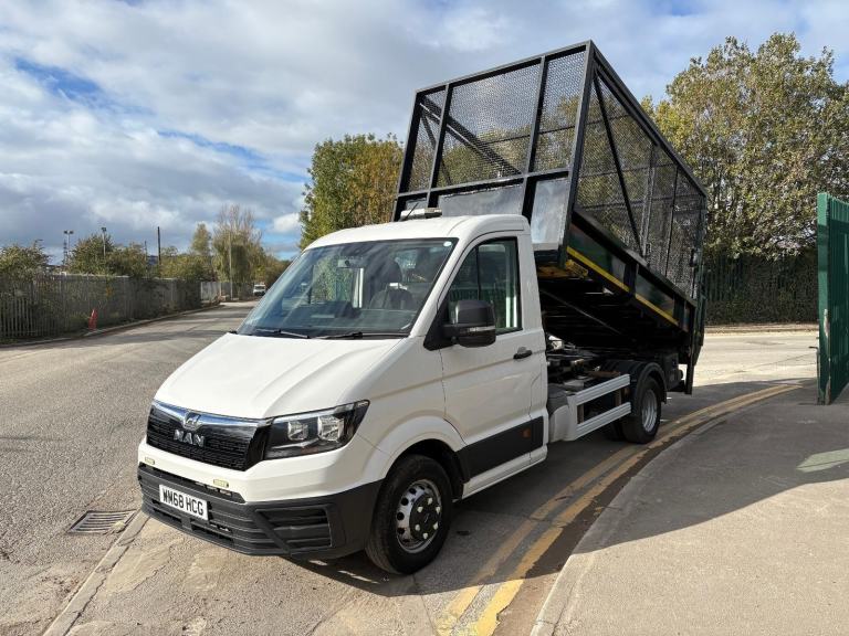 2019 MAN TGE 5.180 auto 5ton twin wheel cage tipper with taillifed