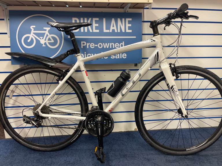 White GT Tachyon 19inch Frame Hybrid bike bicycle cycle 