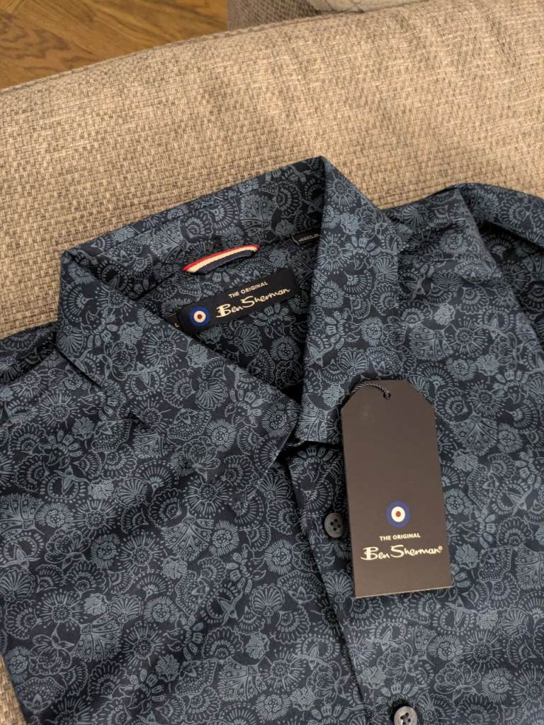 Ben Sherman Men's Long Sleeve Shirt - Blue Pattern, Size L, New with Tags