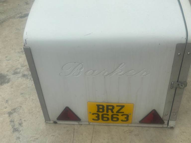 Barker Dog box
