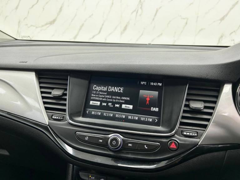 2021 Vauxhall Astra 1.5 Turbo D SRi Nav Sports Tourer 5dr Diesel Manual Euro 6 (s/s) (122 ps) F E...