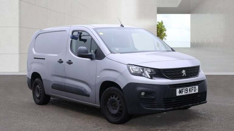 2019 Peugeot Partner 1000 1.6 BlueHDi 100 Professional Van  LWB  Twin Sliding Doors PANEL VAN Die...