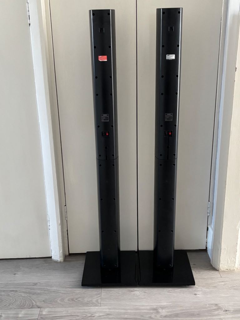 Samsung PS-ET1-3 Floor Standing Speakers - Good Condition