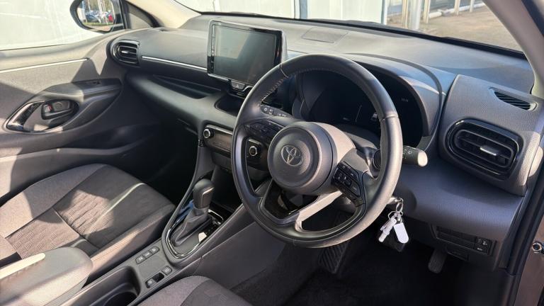 2024 Toyota Yaris 1.5 Hybrid Design 5dr CVT Hybrid Hatchback Hatchback Hybrid Automatic